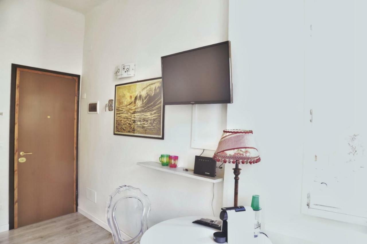 Bed and Breakfast Myrtha Bb Болонья Экстерьер фото